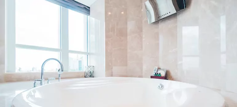 Bathroom Window Coverings in Oakville, ON