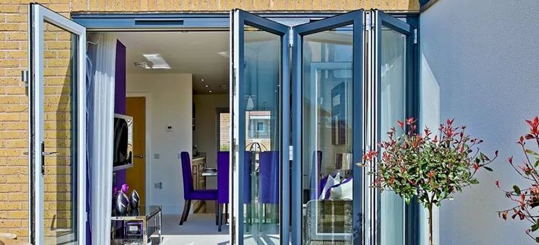 Bifold Door Repairs Near Me in Oakville, Ontario