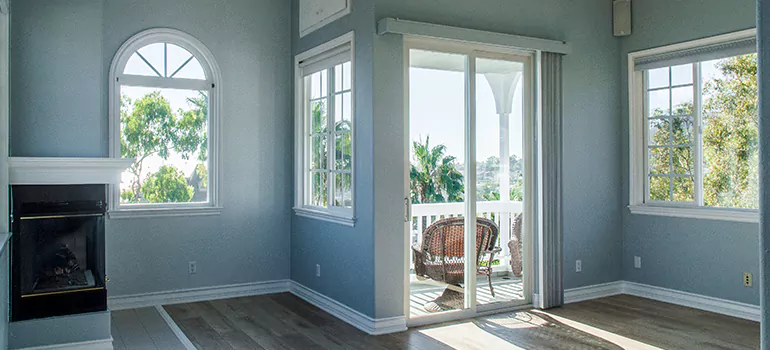 Glass Door Repair in Oakville, ON