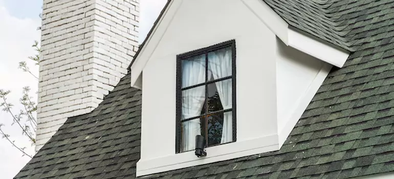 Roof Window Repair in Oakville, ON