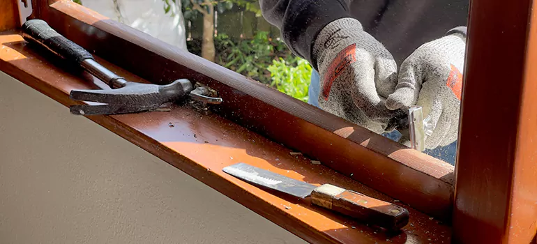 Vinyl Window Sash Repair in Oakville, Ontario