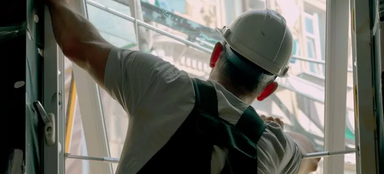 Install Exterior Storm Windows in Oakville, ON